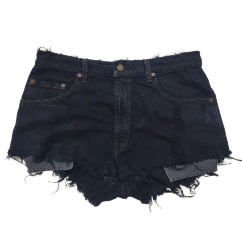 Vintage Levi's distressed  black denim shorts